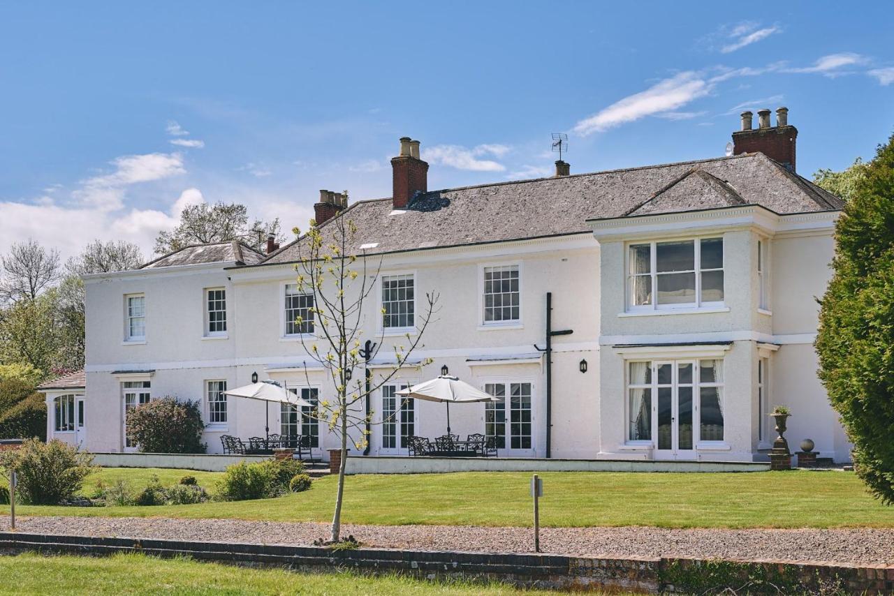 Equestrian Manor Villa Upton upon Severn Exteriör bild